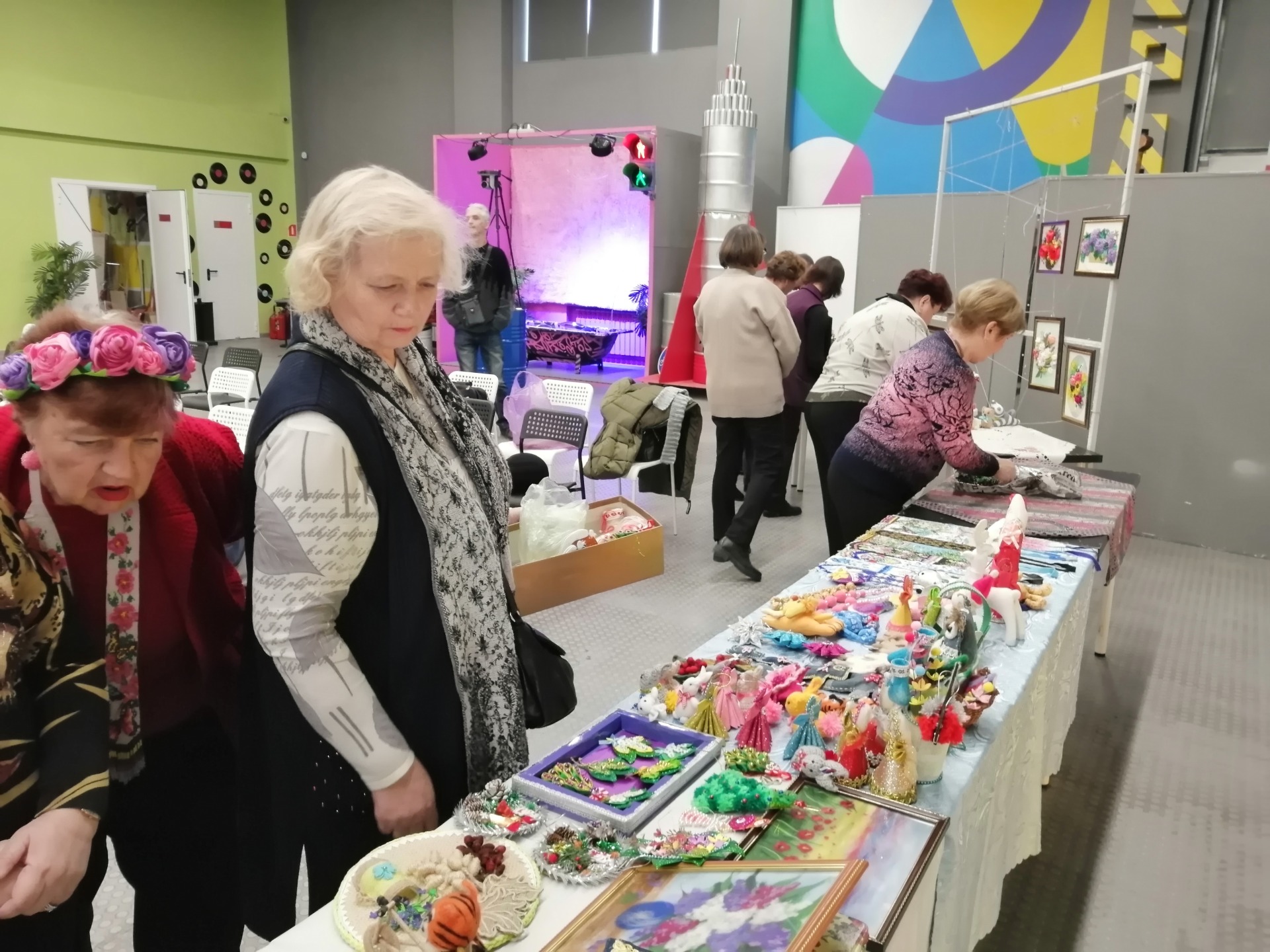 Выставка творческих работ Семинар Найди себя в искусстве